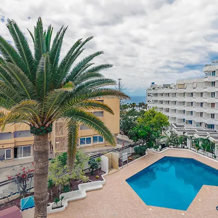 102 Bright With Pool View * Playa Feñabe