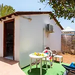 شقة 102 Bright With Pool View *