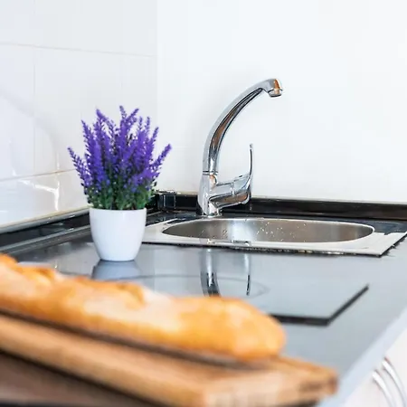 102 Bright With Pool View * Playa Feñabe