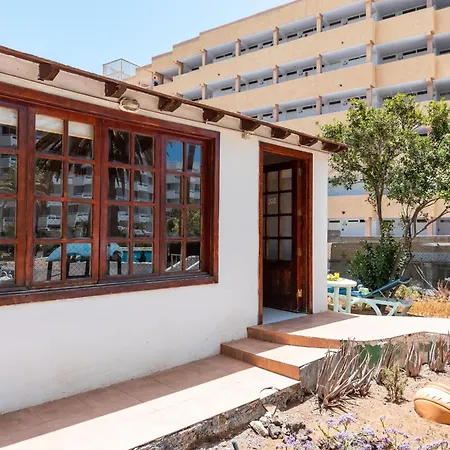 102 Bright With Pool View * Playa Feñabe