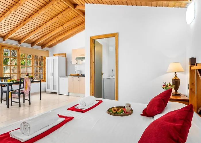 102 Bright With Pool View Appartement